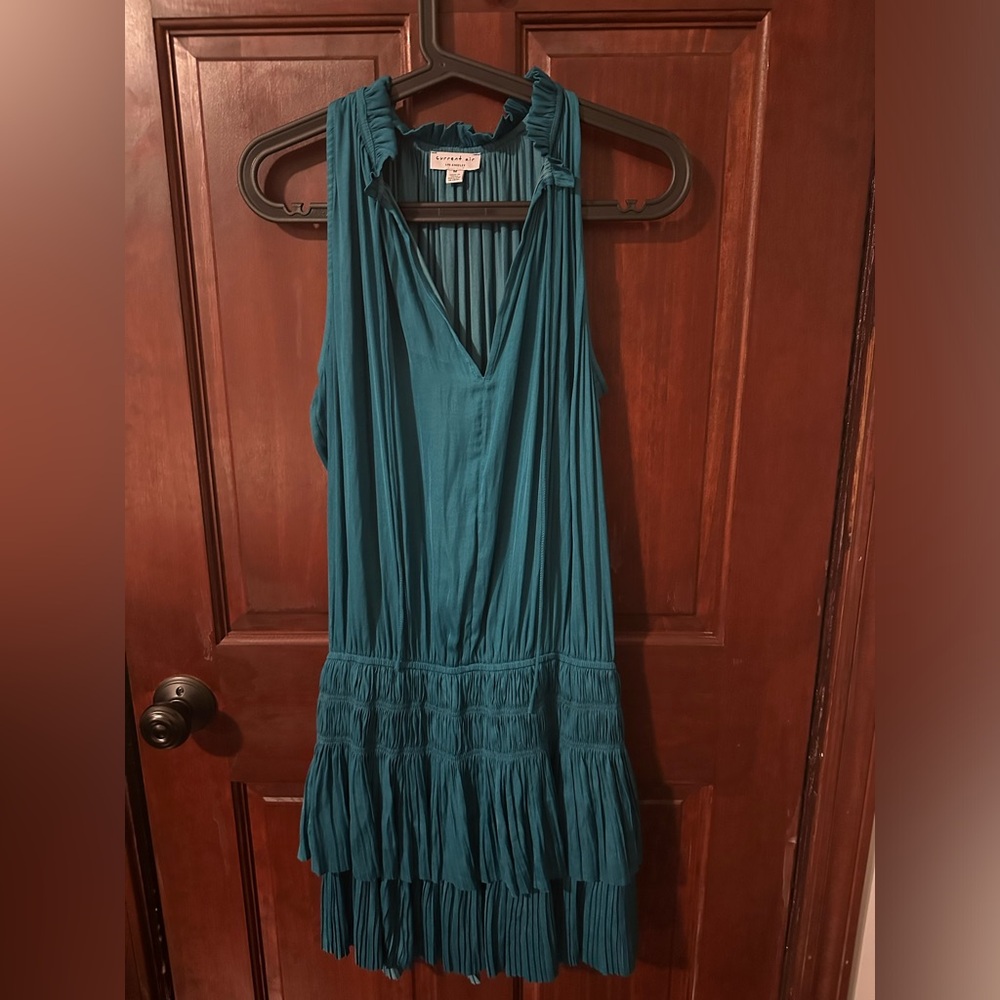 Current air pleated mini dress sz medium